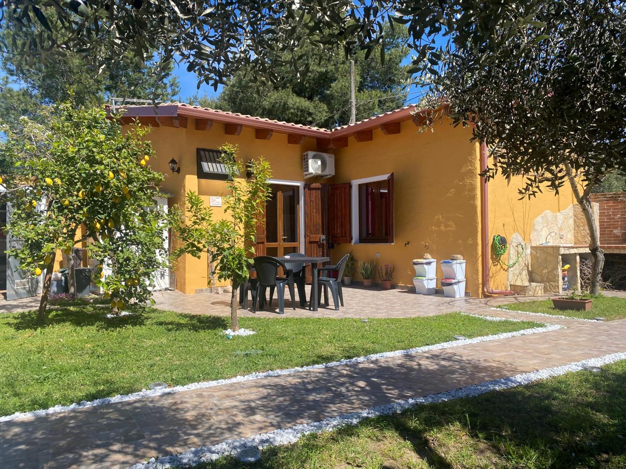 Casa Vacanze Shardana Iglesias Bagian luar foto